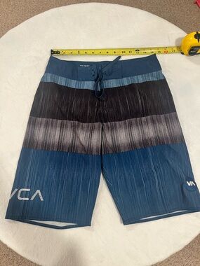 RVCA Performance Stretch Board Shorts - Size 28